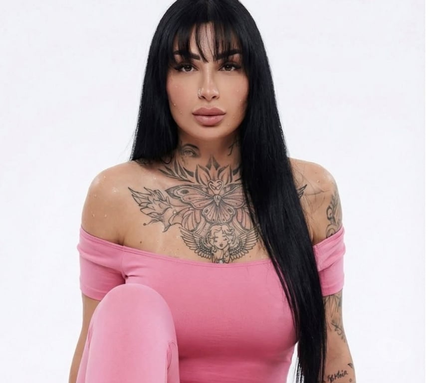 Escorts Buckinghamshire Dadford - Buckinghamshire - Photos for SEXY brazilian🥰BRUNETTE AVAILABLE IN TOWN🔥