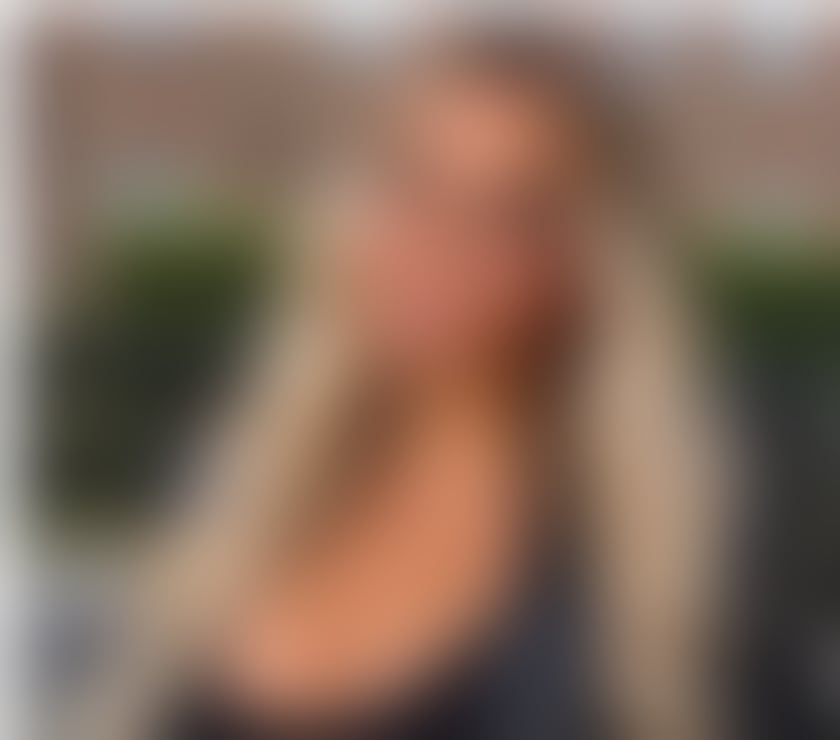 ROXANA Voluptuous Shapes amazing no Rush