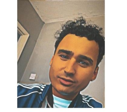 Gay Escorts Cardiff City Centre Cardiff - Photos for Horny Cardiff lad