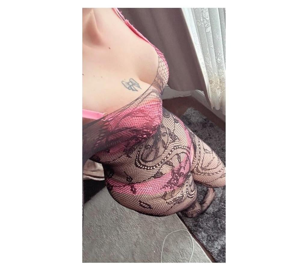 Escorts South East London East Croydon (Tramlink) Station - South East London - Photos for CURVY OLIVIA IN CROYDON X 15 mins £50, 30 mins £60
