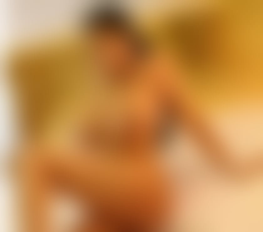 Escort Walsall Town Centre Walsall - Photos for ITALIAN GIRL IN TOWN PARTY outcall🥳