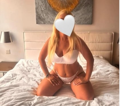 Escort Walsall Town Centre Walsall - Photos for 💖ITALIAN two grils party Now TOWN incall 🥳outcall