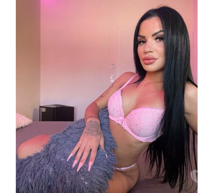 Escorts North West London Harrow - Photos for Iuby❤️ the best party time🫦❤️ new in the town