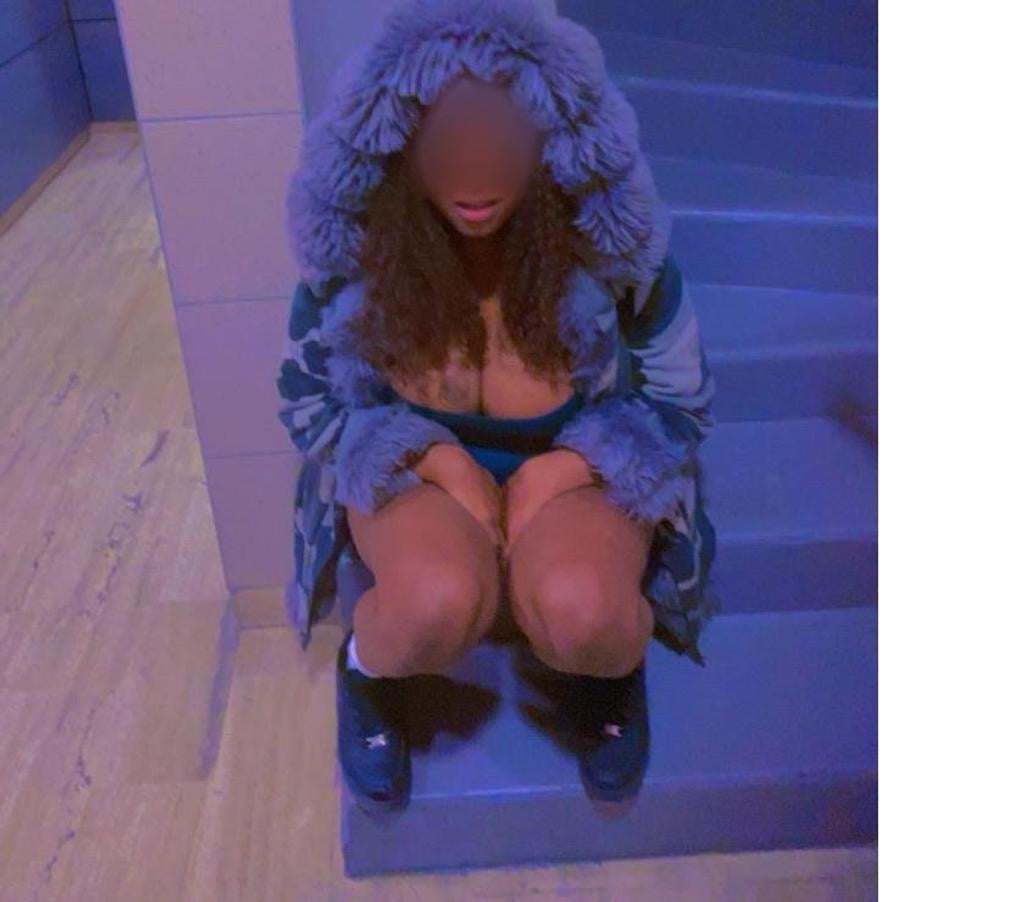 Escorts South East London Croydon - Photos for Makayla stress free!