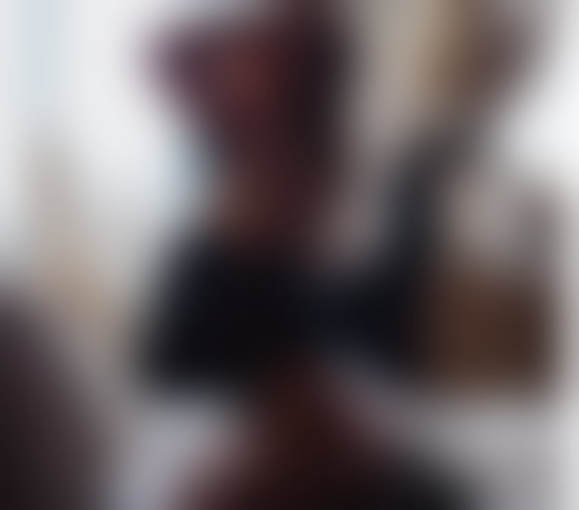 Escorts West Yorkshire Kirklees - Photos for English - Elegant - 100% Natural - Laid back - Seduc