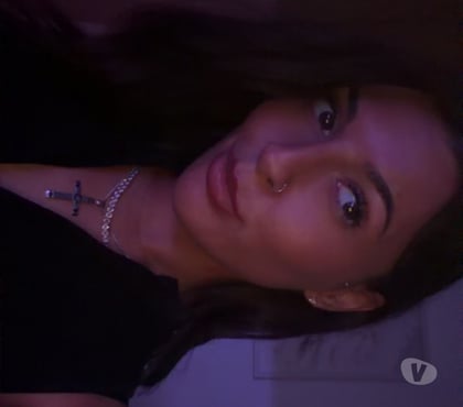 Escorts Huddersfield Kirklees - Photos for English • Hazel Eyes • Olive Glow • Radiant Smile