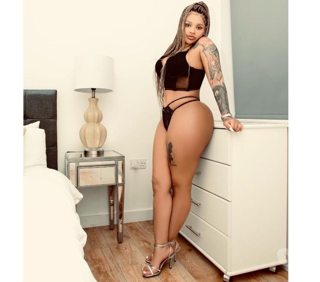 Escorts West Midlands Birmingham - Photos for Stunning Mónique 💋