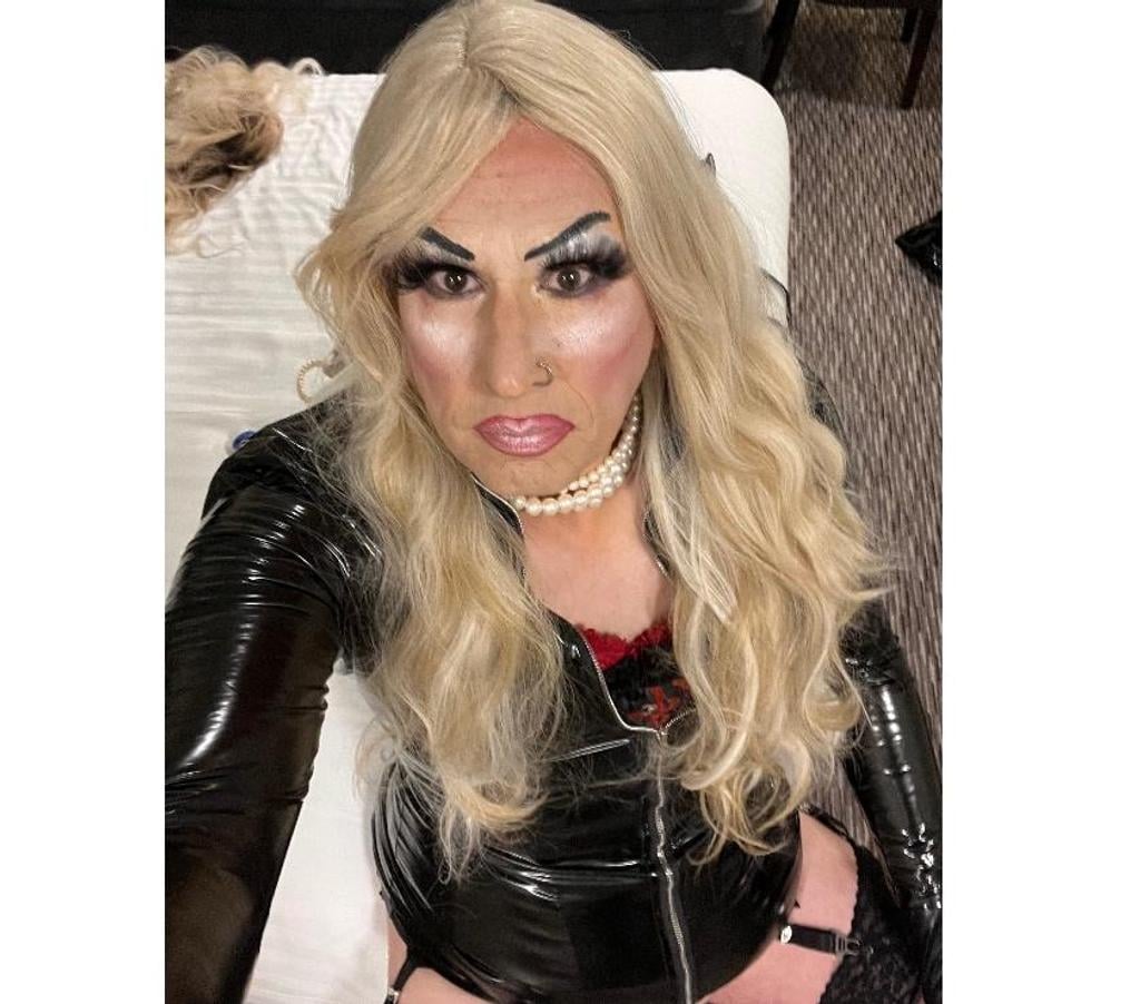 Trans Escorts Kent Dartford - Photos for Tgirl girlfriend experience - sub or domm