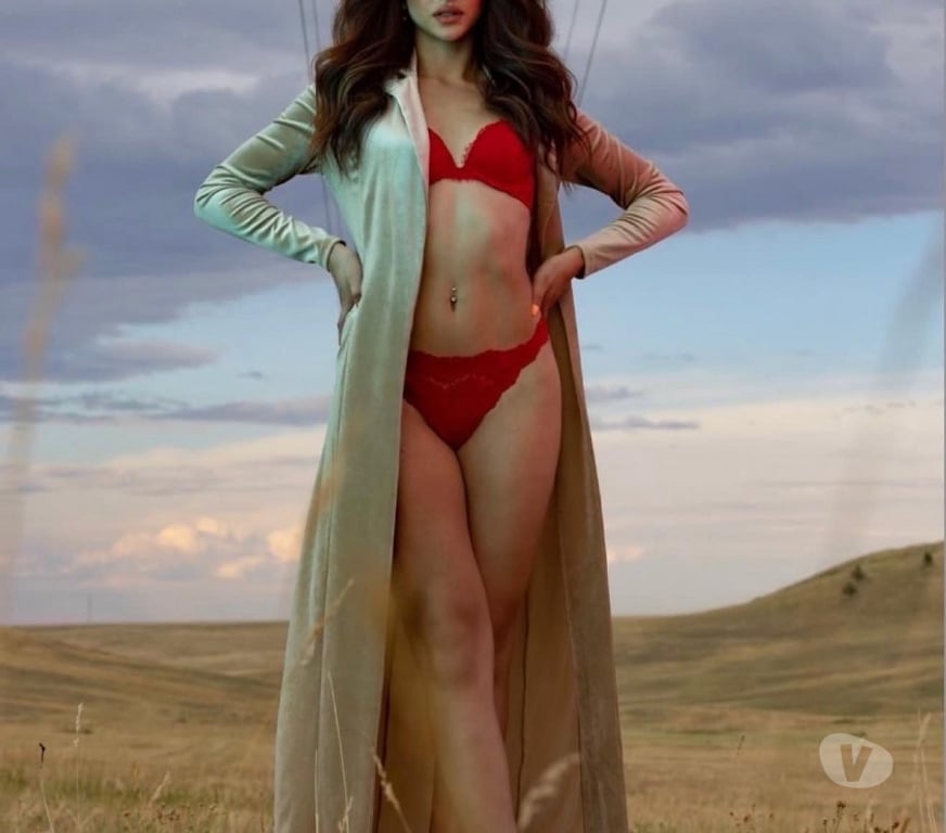 Escorts West Sussex Crawley - Photos for DELICIOUS & HORNY BRUNA 👅 CRAWLEY PARTYYY 🥳