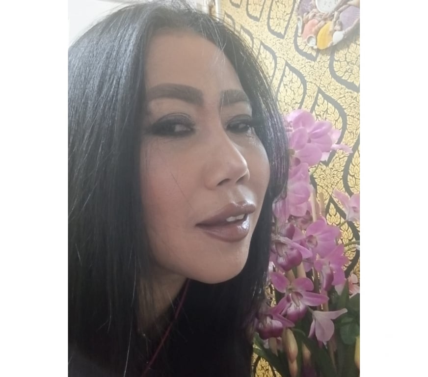 Escorts Staffordshire Stafford - Photos for Ida Thai Massage - Wolverhampton Road