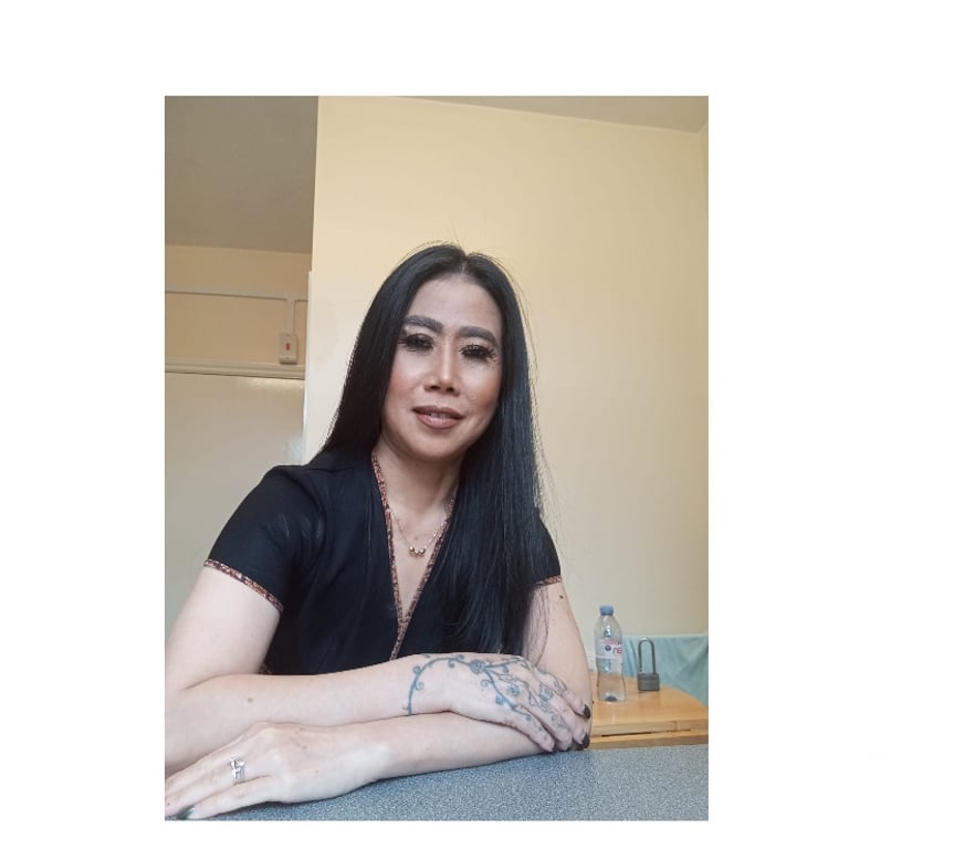 Escorts Staffordshire Stafford - Photos for Ida Thai Massage - Wolverhampton Road