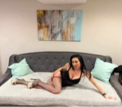 Escorts and Massages West Pottergate Great Norwich - Photos for Mira in your town non stop call now xx NR1