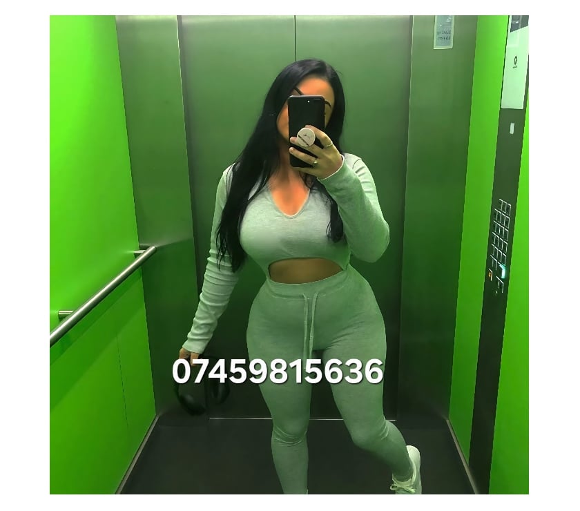 Escorts Aberdeen City Centre Aberdeen - Photos for 💜Selena best💜 girl in town💯strap on💜few days
