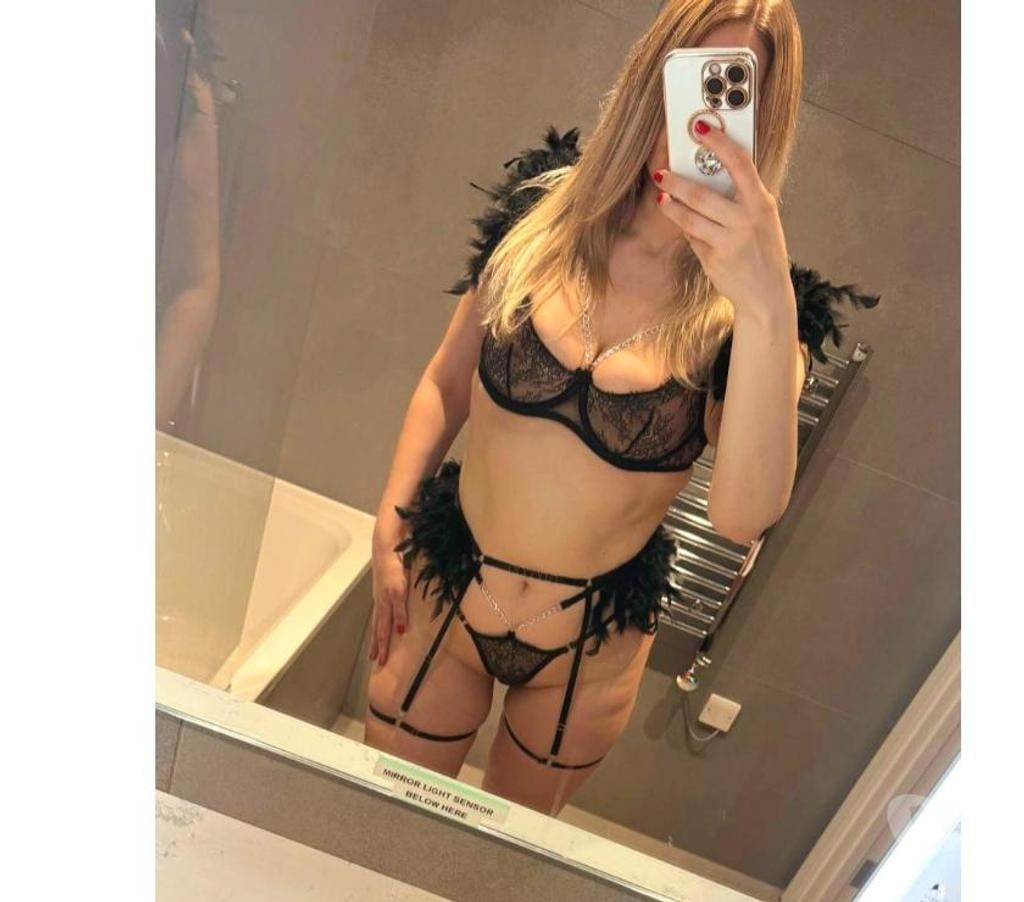 Escorts Essex Colchester - Photos for Massage and relaxing with Eva 💕💕💕