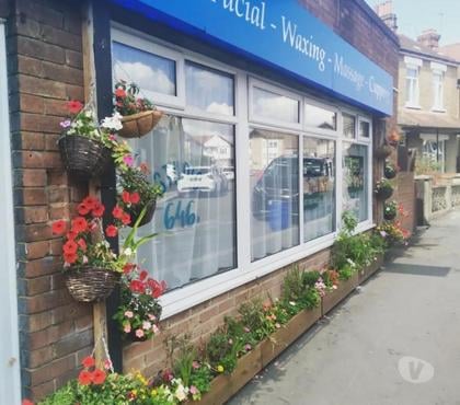 Massage Redbridge East London - Photos for Full body LOMI LOMI massage - Chigwell