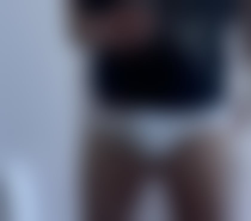 Escorts West Yorkshire Leeds - Photos for Ladies only. Exclusive male massage. Leeds.