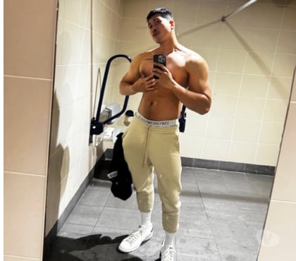 Gay escorts Belfast City Centre (South) Belfast - Photos for Thai big guy in town