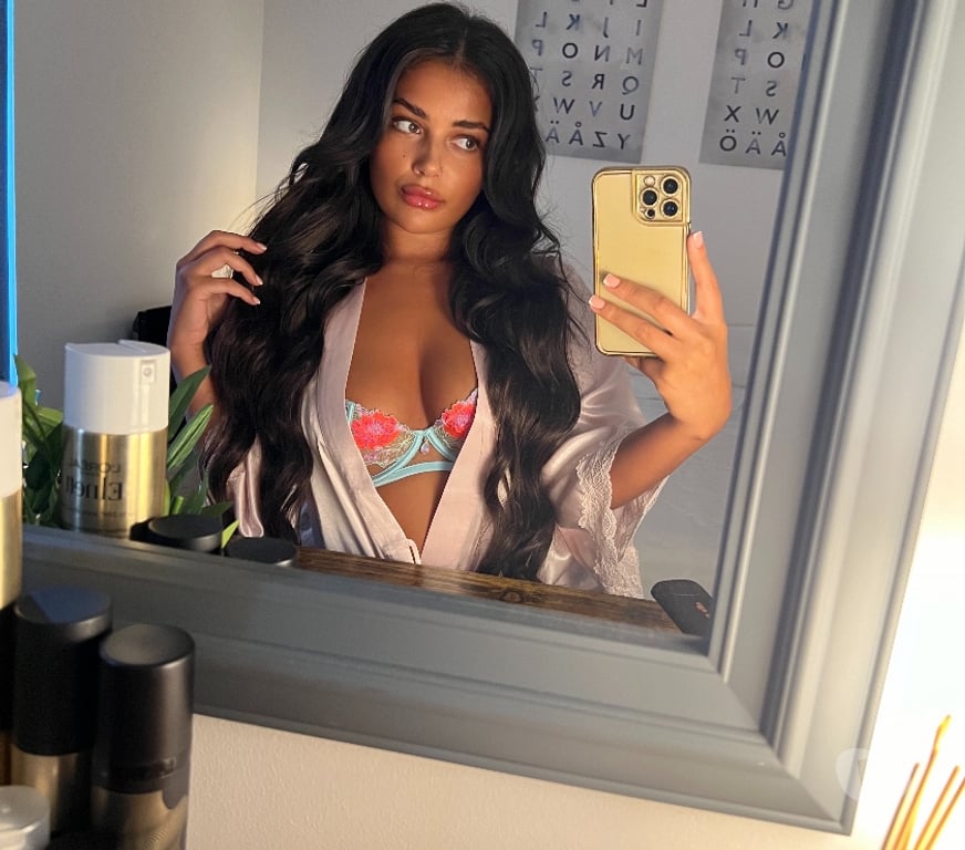 Escorts Greater Manchester Manchester - Photos for Aliyana khan🖤✨ Pakistani model 💚