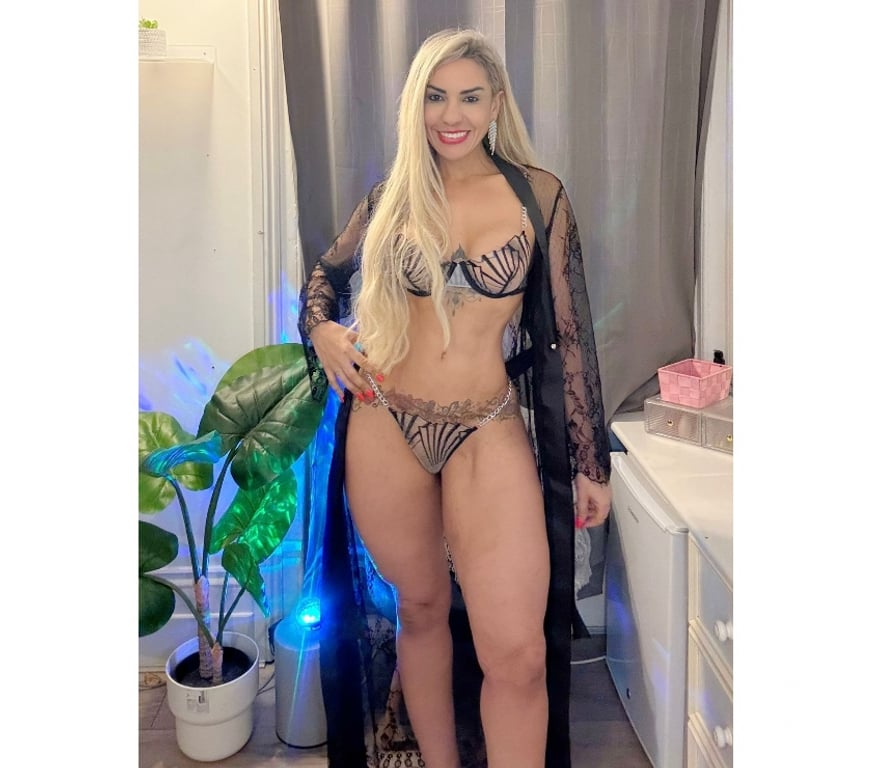 Escorts Central London Tottenham Court Road - Central London - Photos for NEW SEXY AND BEAUTIFUL CINTIA PARTY GIRL IN TOWN!!