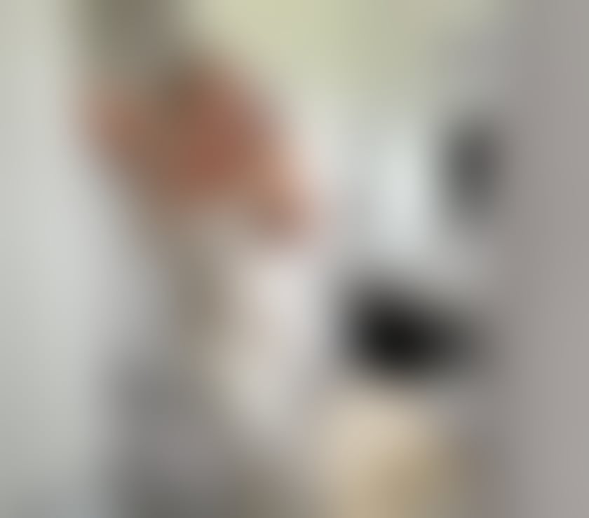 Escorts Surrey Guildford - Photos for Party girl 🎉 Best sexy blonde girl in town🫦