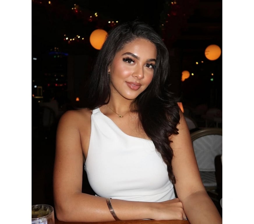 Escorts Central London Mayfair - Central London - Photos for Amalia — Classy Looks, Wild Vibes 💃💎