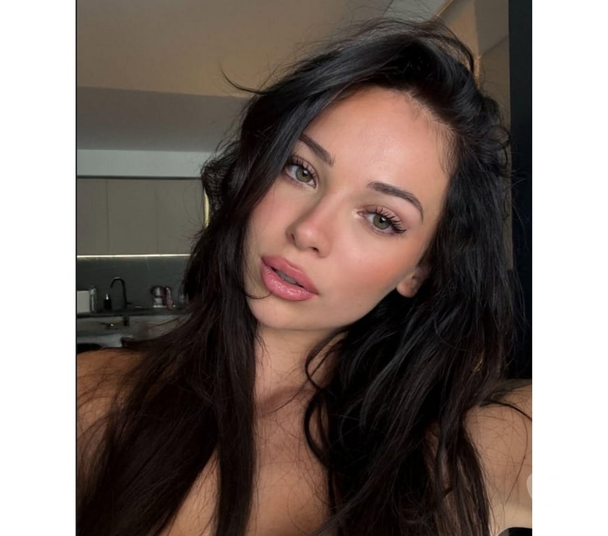 Escorts North West London Baker Street - North West London - Photos for Rhea — Too Cute to Ignore, Too Hot to Resist 😇🔥