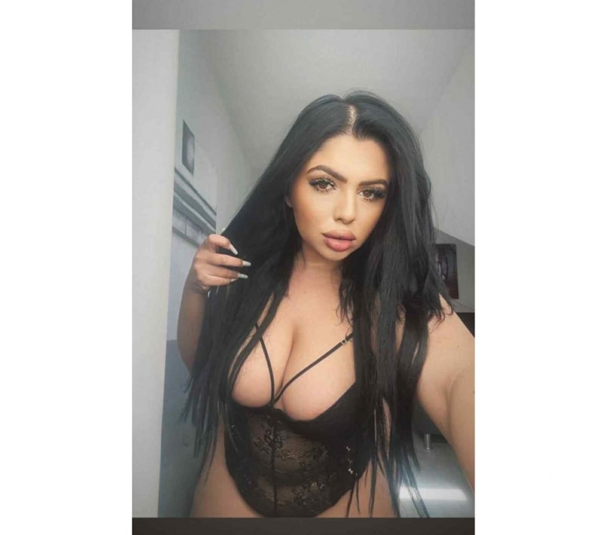 Escorts West Midlands Birmingham - Photos for Reyna💕BestOWO💕FrenchKiss💕Sexy💕InOutCall💕