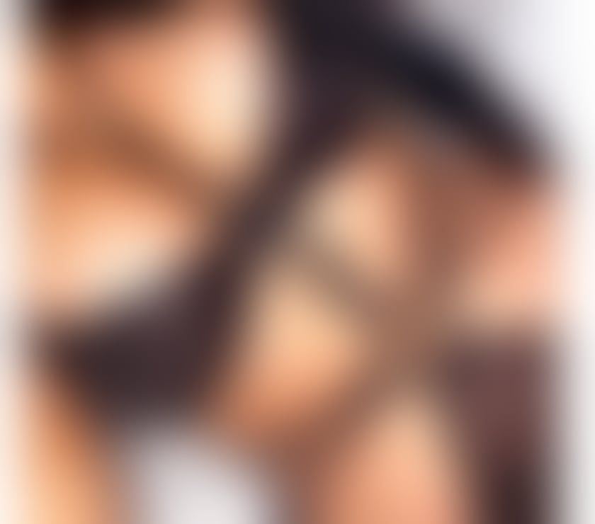 Escorts West Yorkshire Calderdale - Photos for Pakistani Amber Khan model