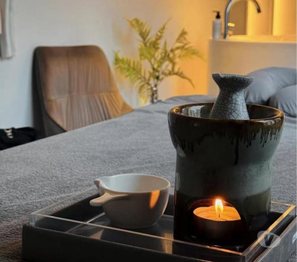 Full body massage West Midlands Birmingham - Photos for Thai Oriental Hot Oils Massage kings Heath