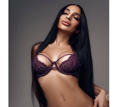 Escorts and Massages Leeds City Centre Leeds - Photos for 🇧🇷 MIRELA NEW IN CITY🇧🇷