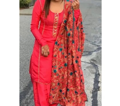 Escorts Hayes Hillingdon - Photos for Indian Punjabi girl