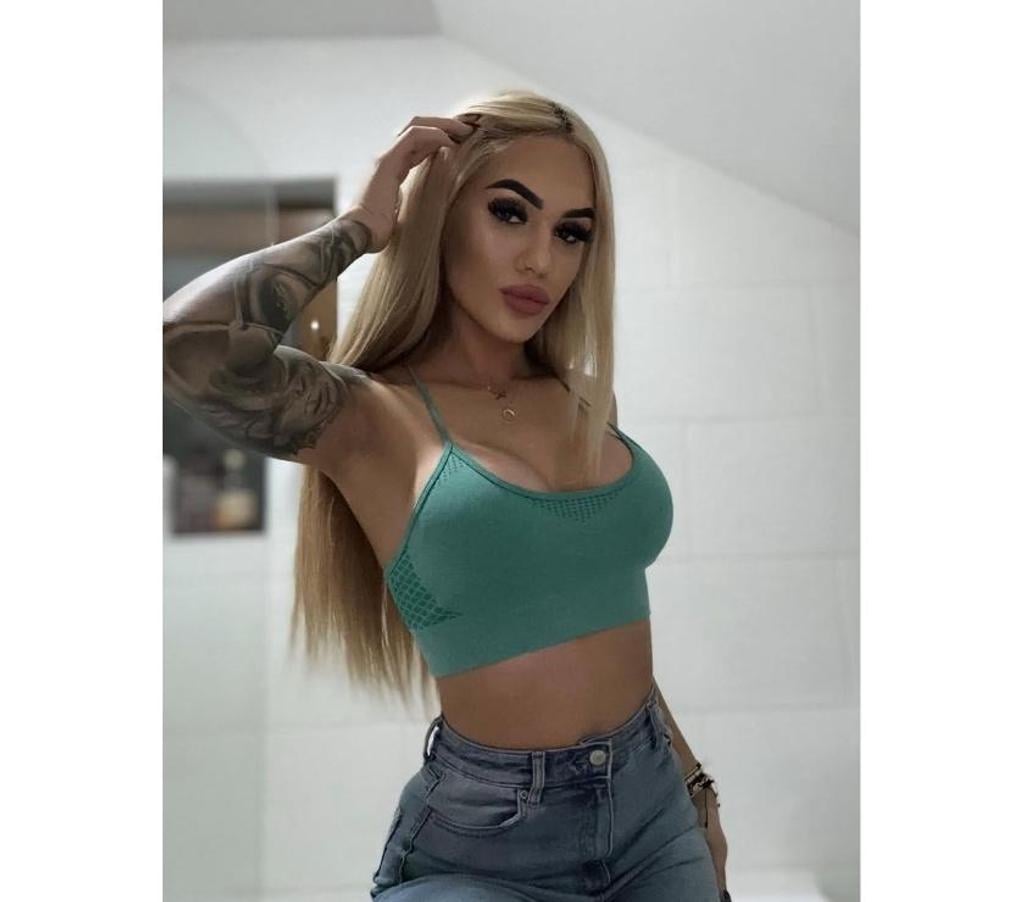 Escorts Glasgow Glasgow City Centre - Glasgow - Photos for Confirm video Sara - I'm back in town xx