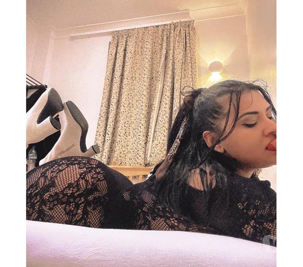 Escorts North London Turnpike Lane - North London - Photos for Selina belle you fave girl real pictures