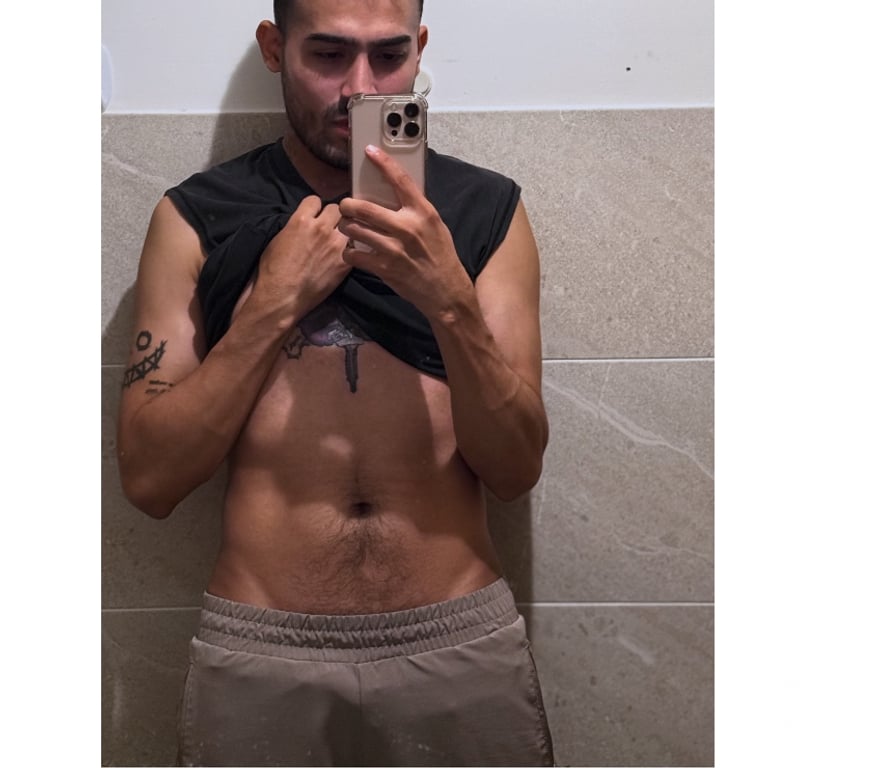 Gay massage Essex Thurrock - Essex - Photos for Camilo and Martin available 24 hours 07899031585