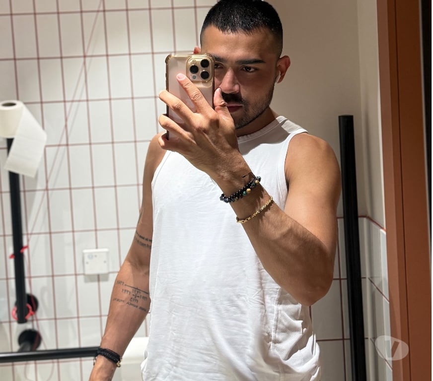  Gay massage Essex Thurrock - Essex - Photos for Camilo available 24 hours 07899031585