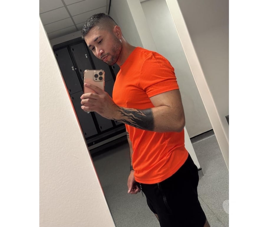 Gay massage Essex Thurrock - Essex - Photos for Camilo and Martin available 24 hours 07899031585