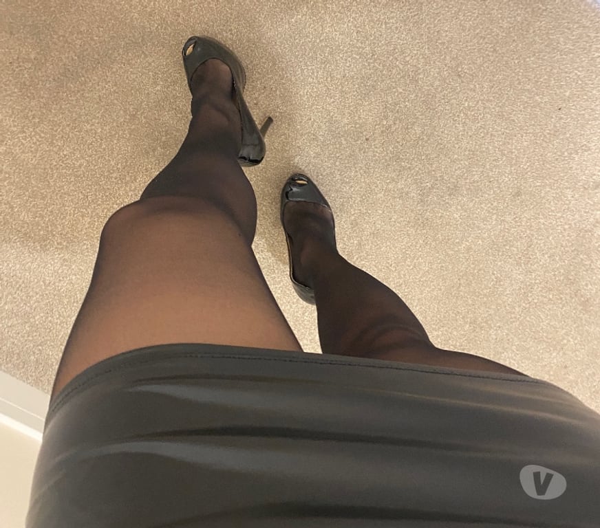 Escorts Reading Reading Town Centre - Reading - Photos for Mistress Meduza BDSM WS latex PVC feet