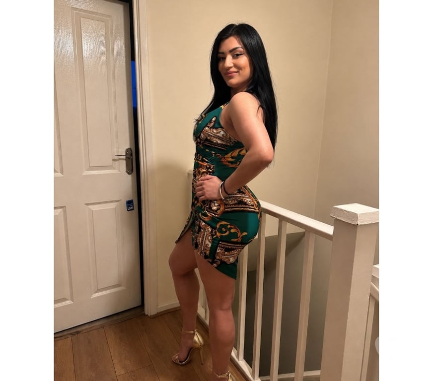 Escorts South Yorkshire Doncaster - Photos for I m Dora I returned to the wonderful city for you. 😘