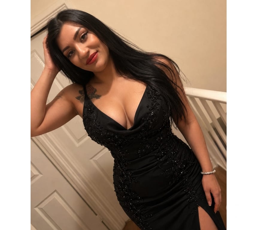 Escorts South Yorkshire Doncaster - Photos for I m Dora I returned to the wonderful city for you. 😘