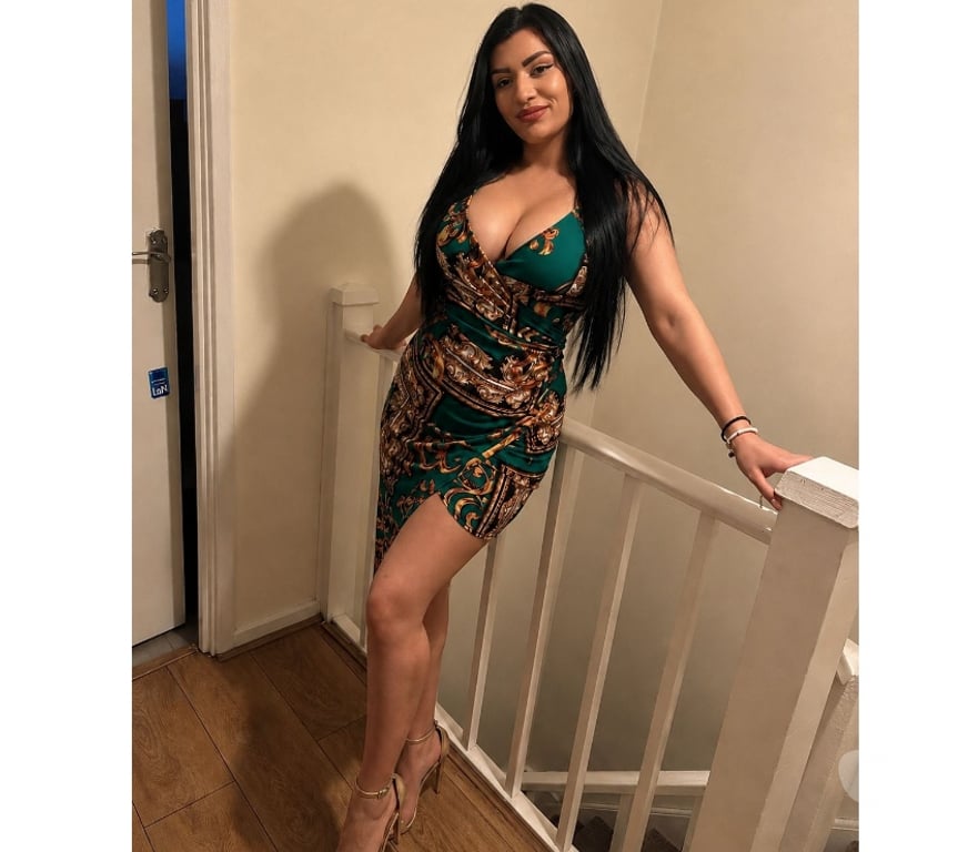 Escorts South Yorkshire Doncaster - Photos for I m Dora I returned to the wonderful city for you. 😘
