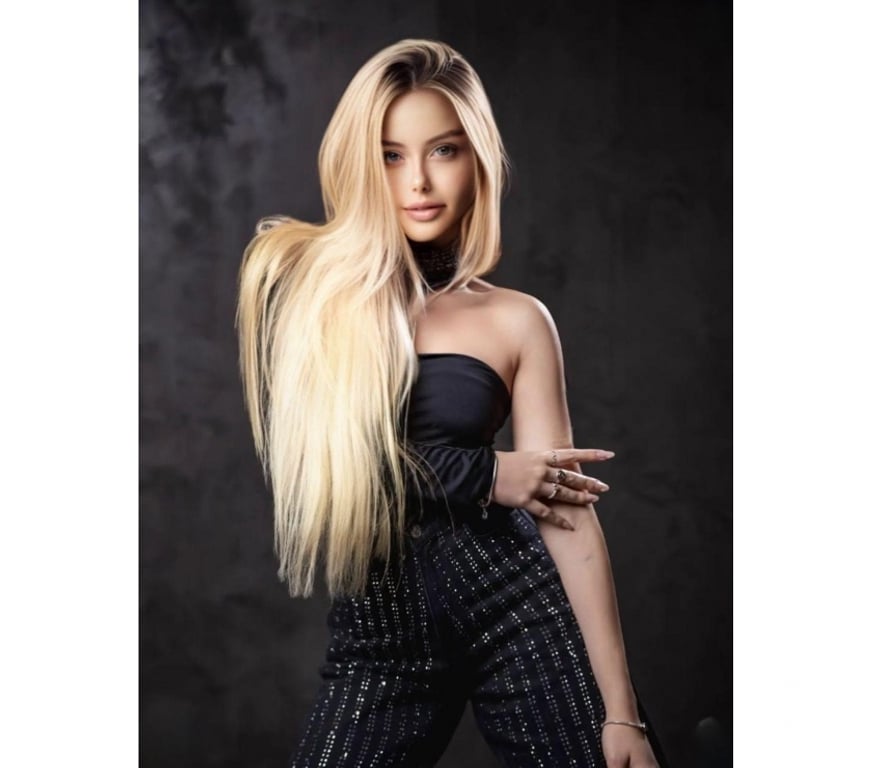Escorts South East London Croydon - Photos for SABRINA STUNNING 🥳 PARTY GIRL