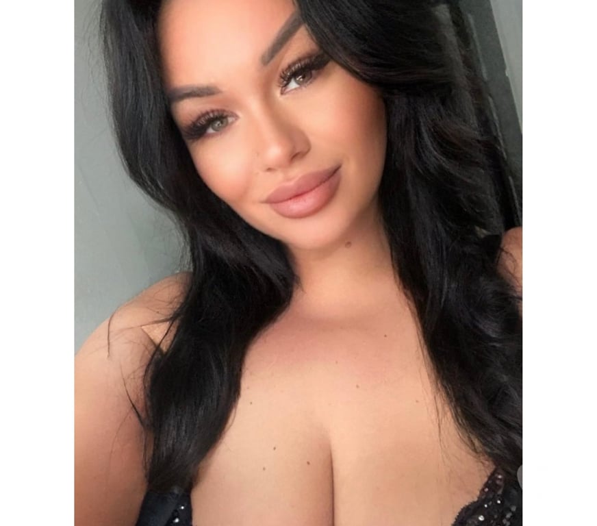 Escorts East London Redbridge - Photos for SILVIA🔥HOT BRUNETTE 🔥100% real 🫦