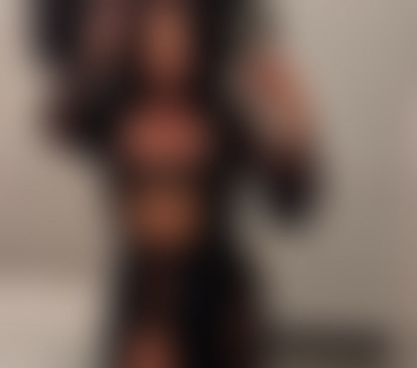 Escorts Cardiff City Centre Cardiff - Photos for Ciao guys new Italian gril here real photos party 247