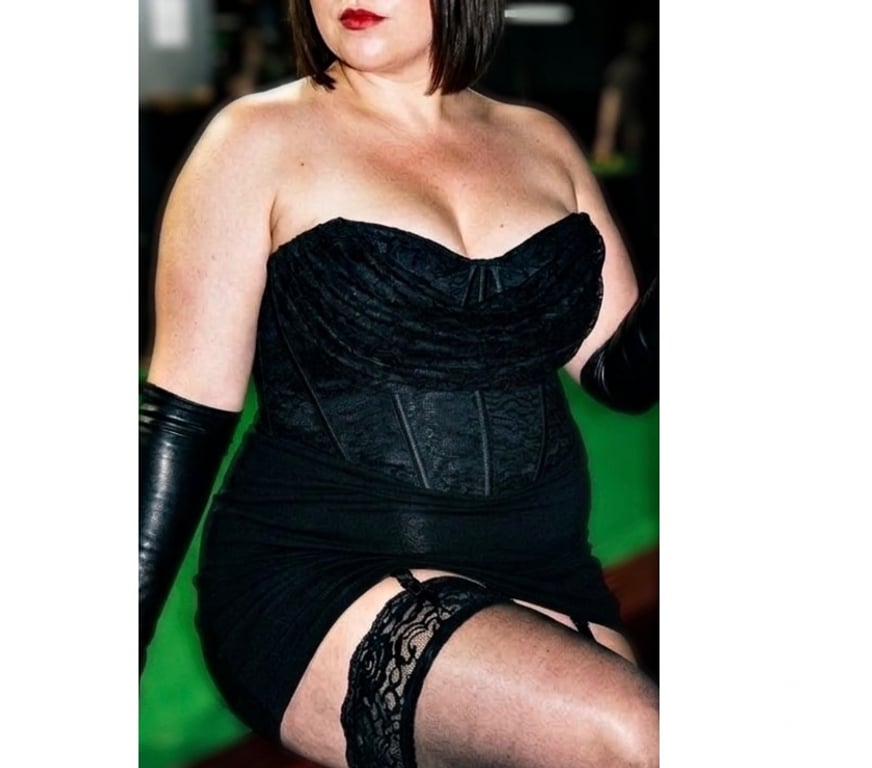 Escorts Hertfordshire Broxbourne - Photos for ❤️ English ❤️ Busty ❤️ Curvy ❤️ Brunette