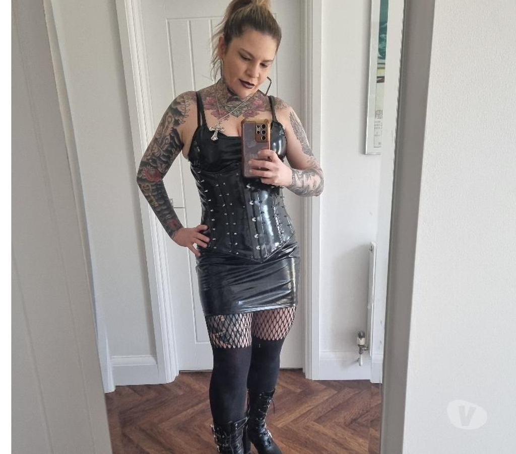 Escorts West London Barons Court Station - West London - Photos for Brazilian Massagist