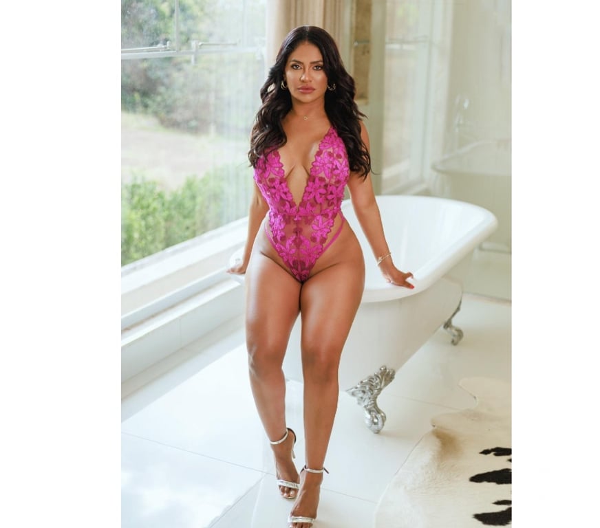 Escorts Worcestershire Worcester - Photos for Karinna sexy Brasileira 🇧🇷🔥👄