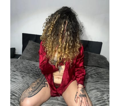  Escorts & Erotic Massage Hemel Hempstead Dacorum - Photos for Curvy mamacita offering a unique experience
