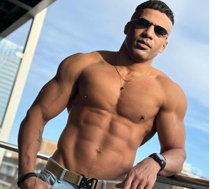  Gay massage Birmingham City Centre Birmingham - Photos for DAVID XXL DISPONÍVEL