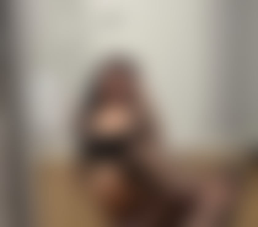 Escorts South West London Kingston upon Thames - Photos for Genuine party girl. Outcall only