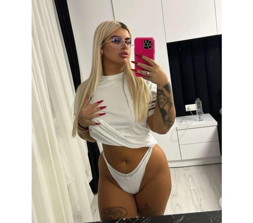 Escorts Kent Dartford - Photos for NEW HERE JUST TWO DAYS🖤Party🥂
